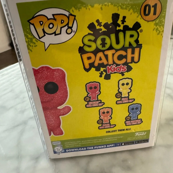 NEW IT’SUGAR EXCLUSIVE  Funko Pop DIAMOND Redberry Sour Patch Kid #01 Limited Ed - Picture 6 of 7